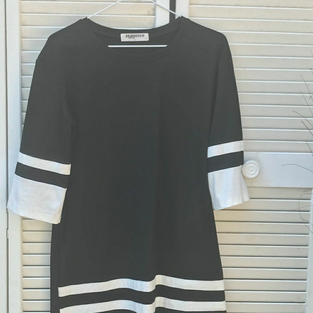 Sweater - Picture 5 of 6